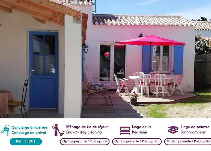 A Moins De 500m De La Plage, 2 Adultes - 3 Enfants